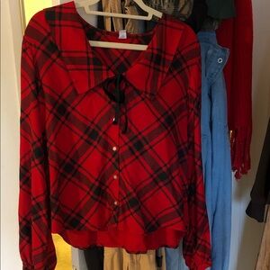 OLD NAVY HOLIDAY BLOUSE  🌲🦌